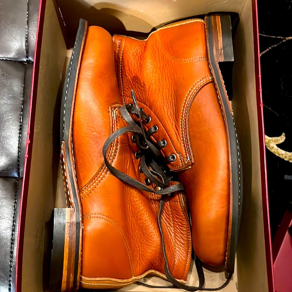 1000 Mile Boots